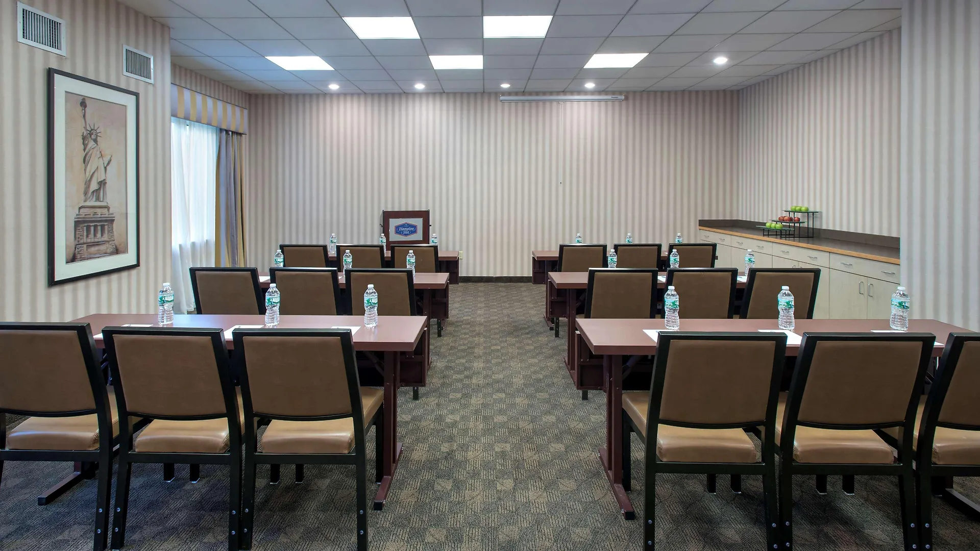 *** Hotel Hampton Inn Ny-Jfk New York United States