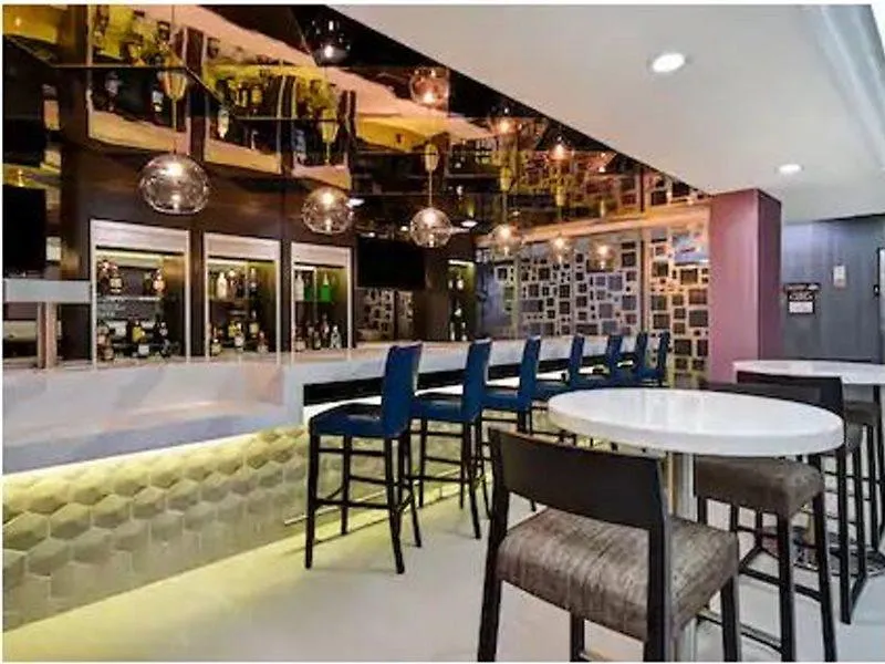 מלון ניו יורק Hampton Inn Ny-Jfk